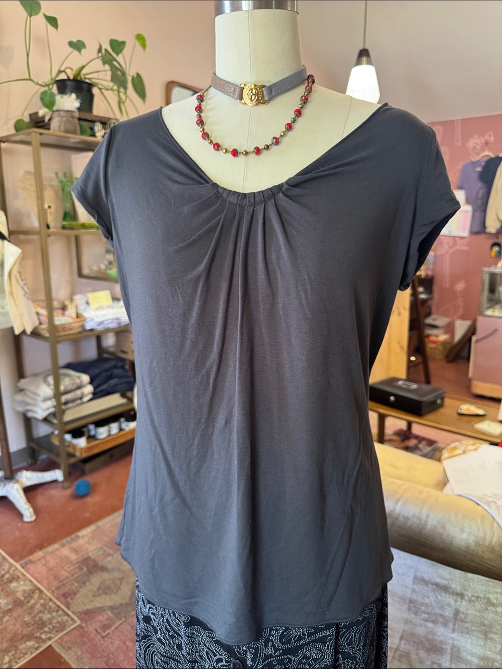 Armani collezioni collection Made in Italy V neck cap sleeve soft grey tee